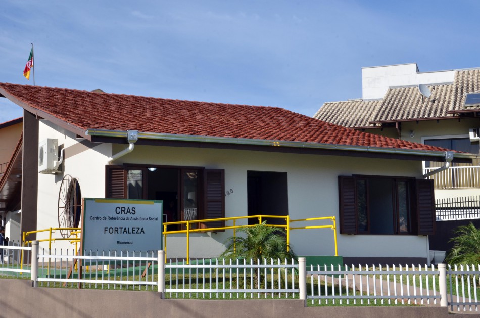 Cras da Fortaleza promove palestra sobre economia familiar