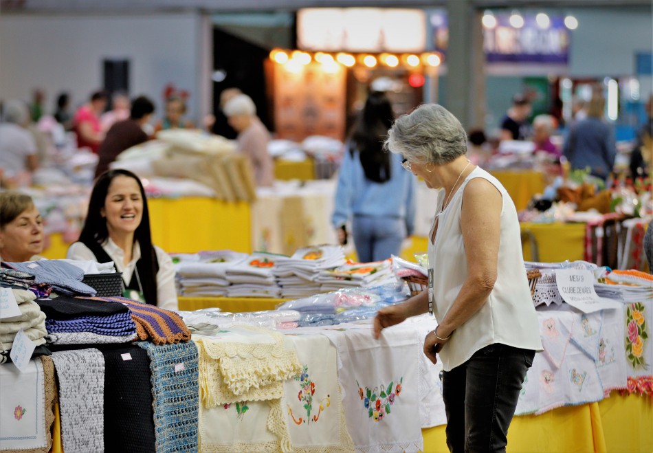 Maior Feira da Amizade de todos os tempos movimenta mais de R$ 3,4 milhões no fim de semana