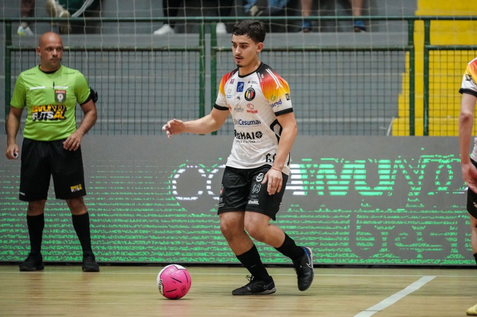 Blumenau Futsal finaliza Copa Mundo sub-19 entre as oito melhores equipes